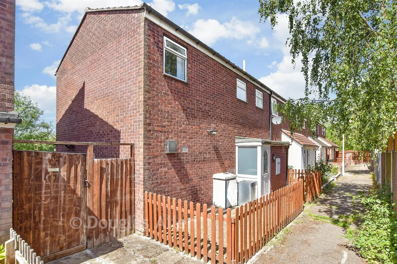 3 bed house for sale, Bourne Close, Basildon, SS15