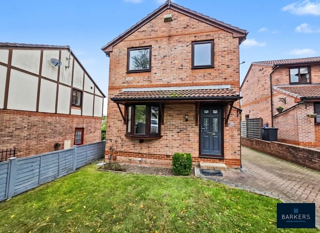 3 bed house for sale, The Burrows, Birstall, WF17