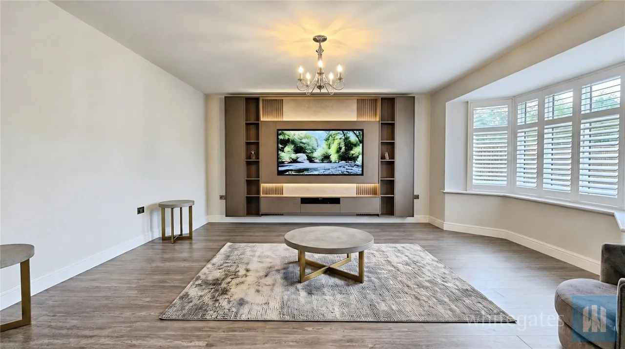Hebble Court, Thornhill Lees, WF12, photo 2
