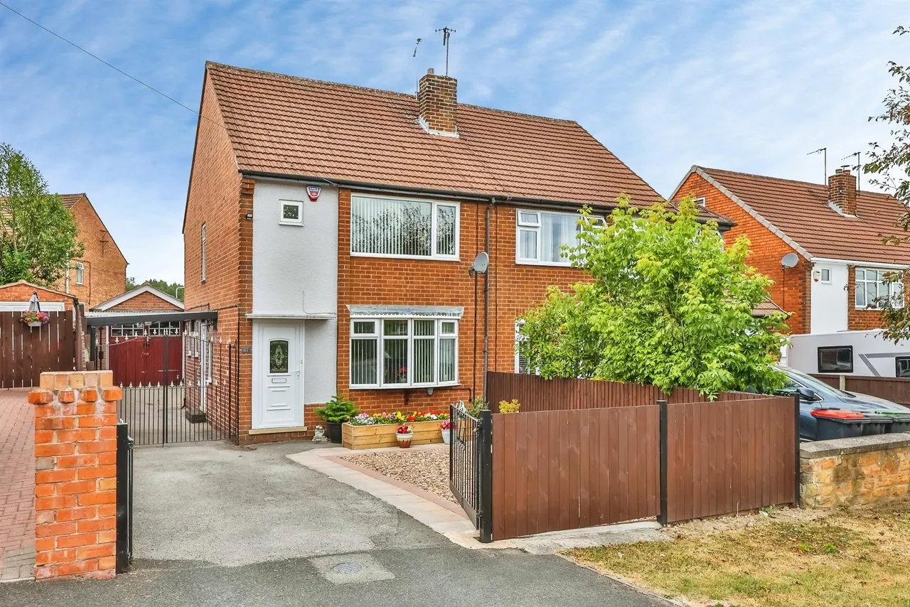 3 bed house for sale, Mill Road, Newthorpe, NG16
