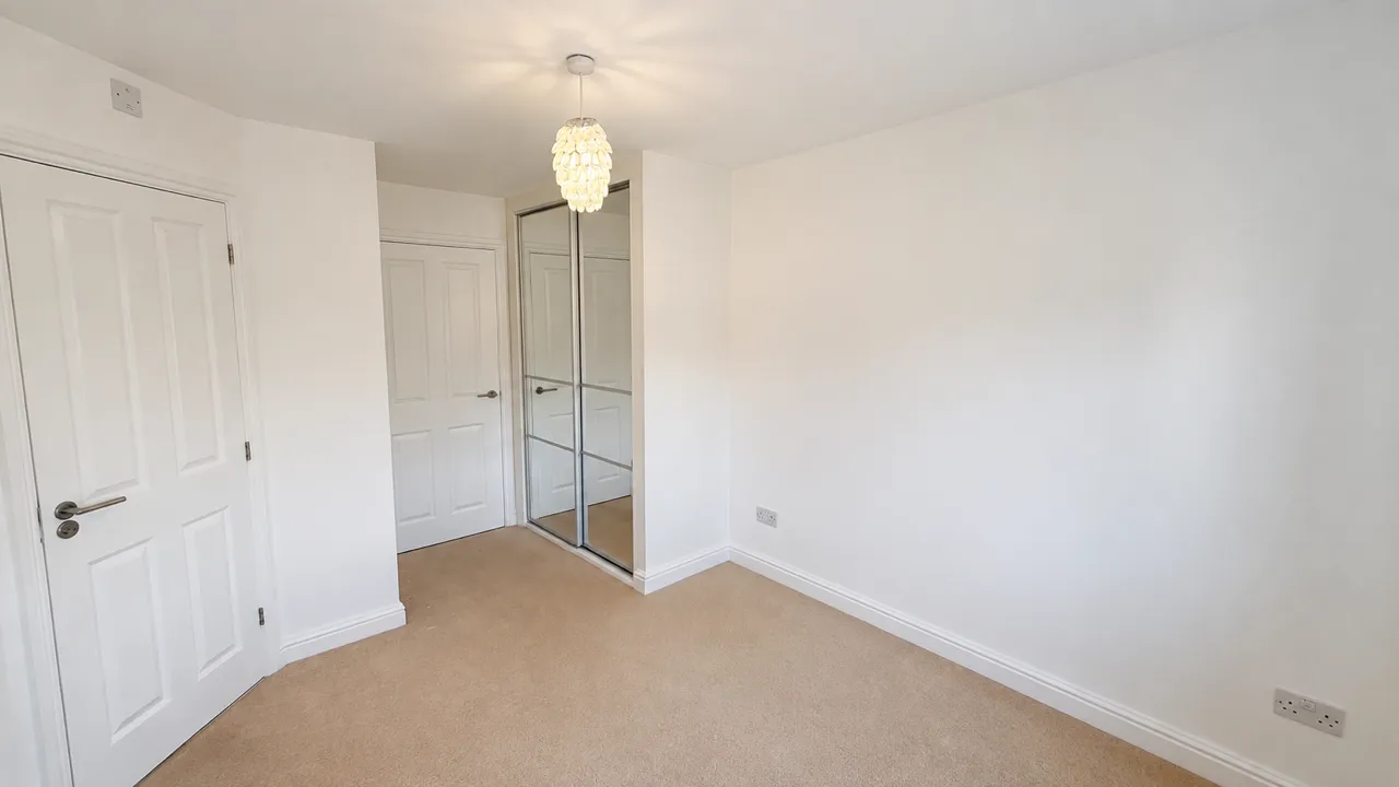 Stafford Avenue, Hornchurch, RM11 2EP, photo 9