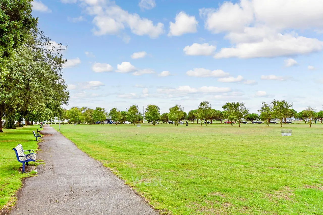 Western Parade, Southsea, PO5, photo 10