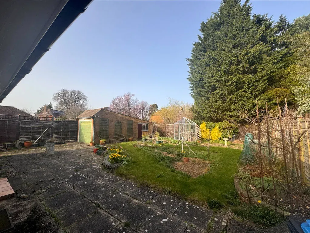 Grove Park, Tring, Hertfordshire, HP23 5JR, photo 4