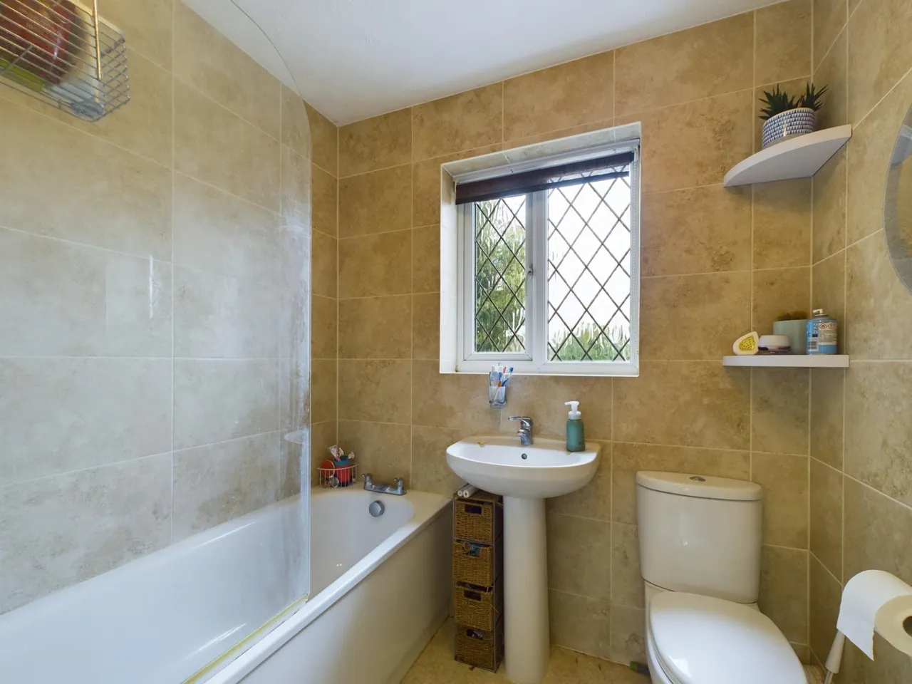 Upronfield Close, Hatch Warren, Basingstoke, RG22, photo 10