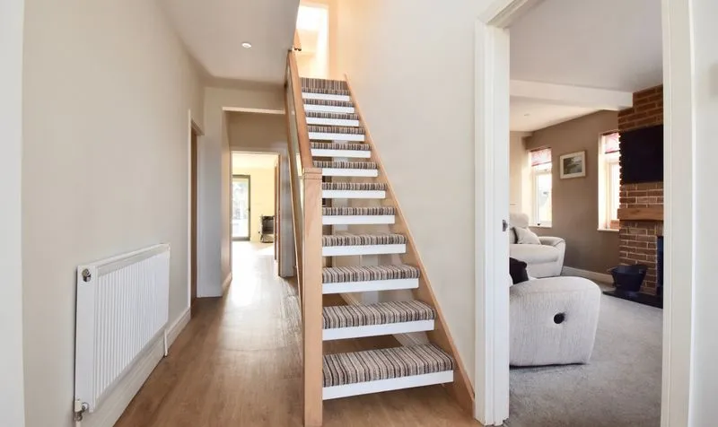 Links Road, Ashtead, KT21, photo 12
