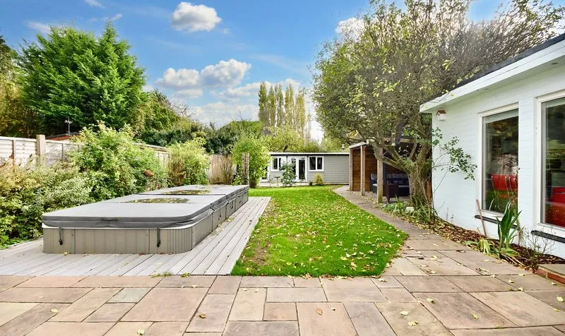 Links Road, Ashtead, KT21, photo 22