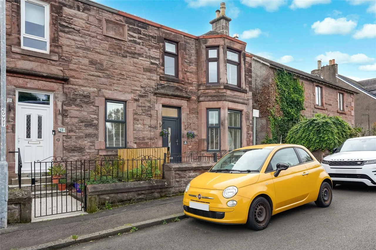 2 bed flat for sale — North Street, Alloa, Clackmannanshire, FK10