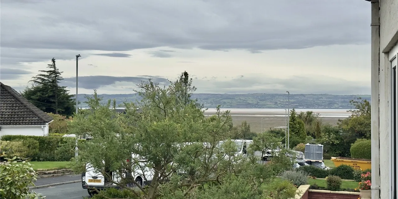 Dalesway, Heswall, CH60, photo 2