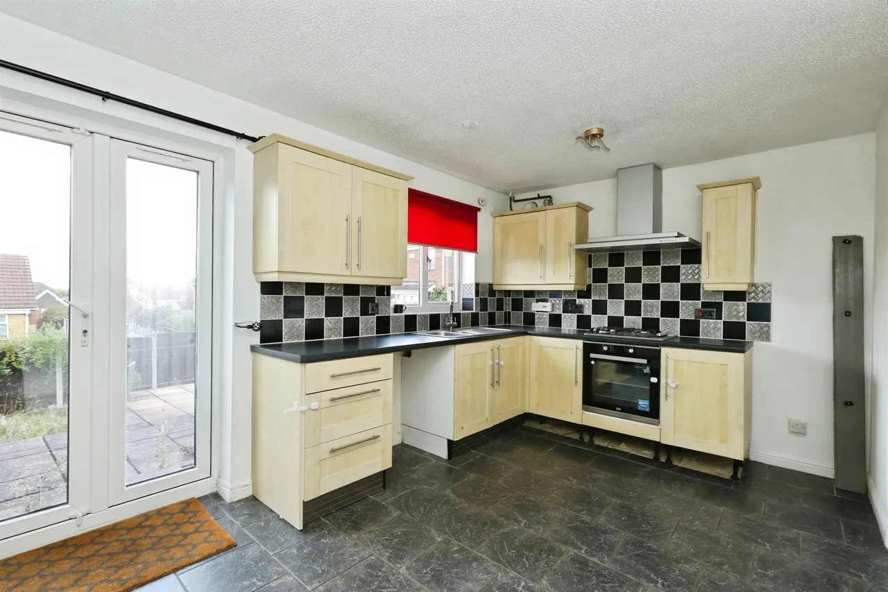 Alexander Drive, Worksop, photo 3