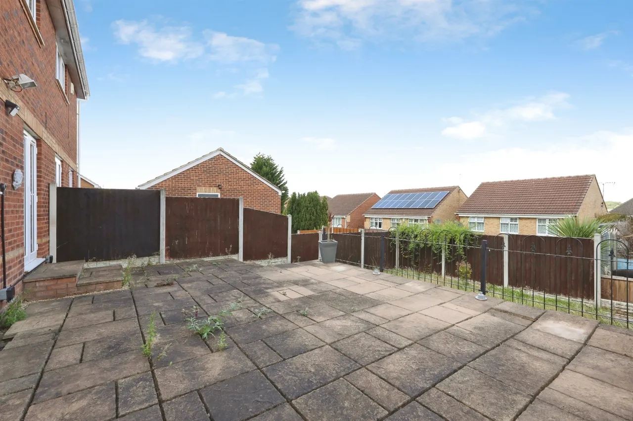 Alexander Drive, Worksop, photo 11