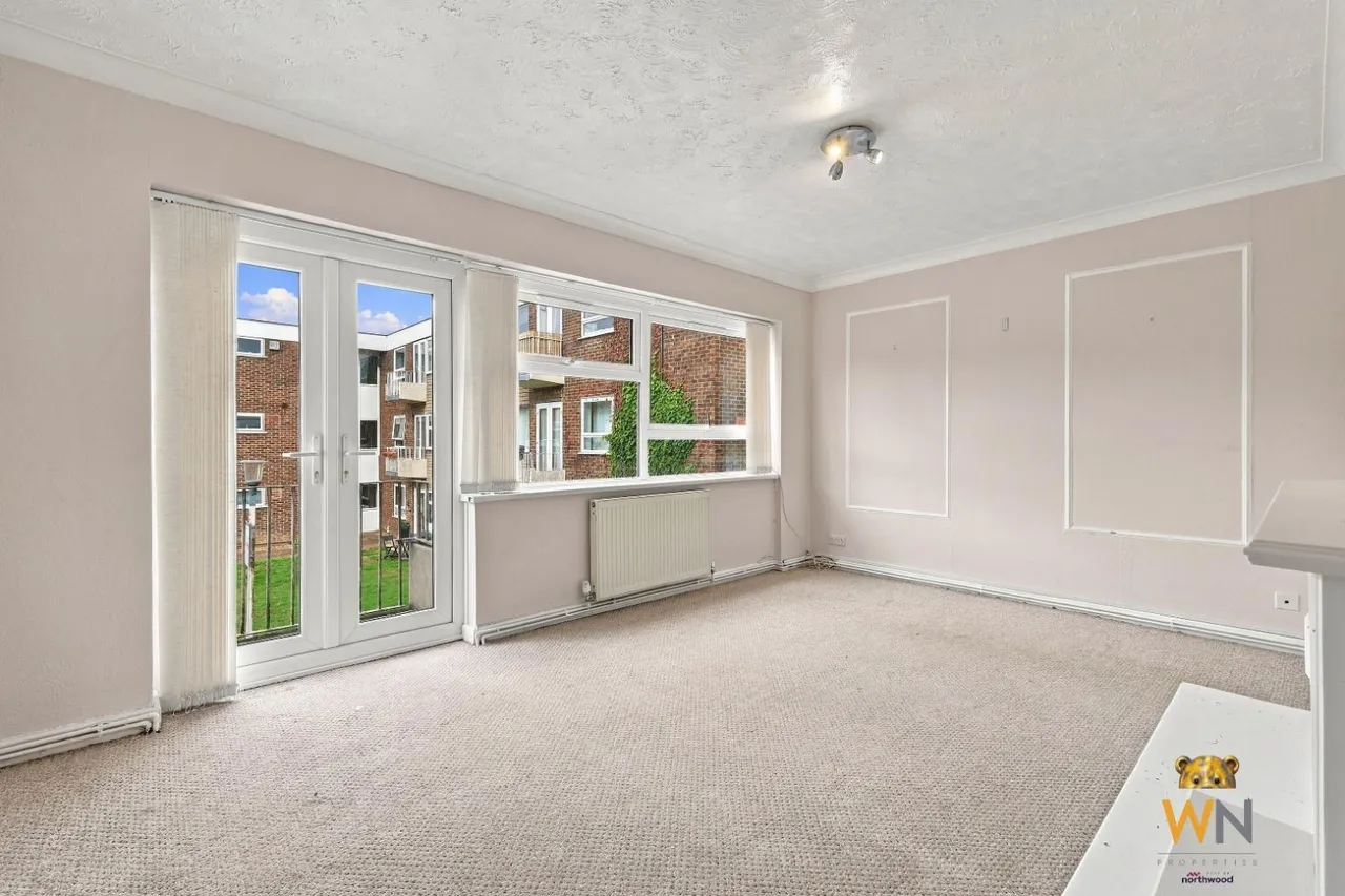 Hutton Road, Shenfield, CM15, photo 3