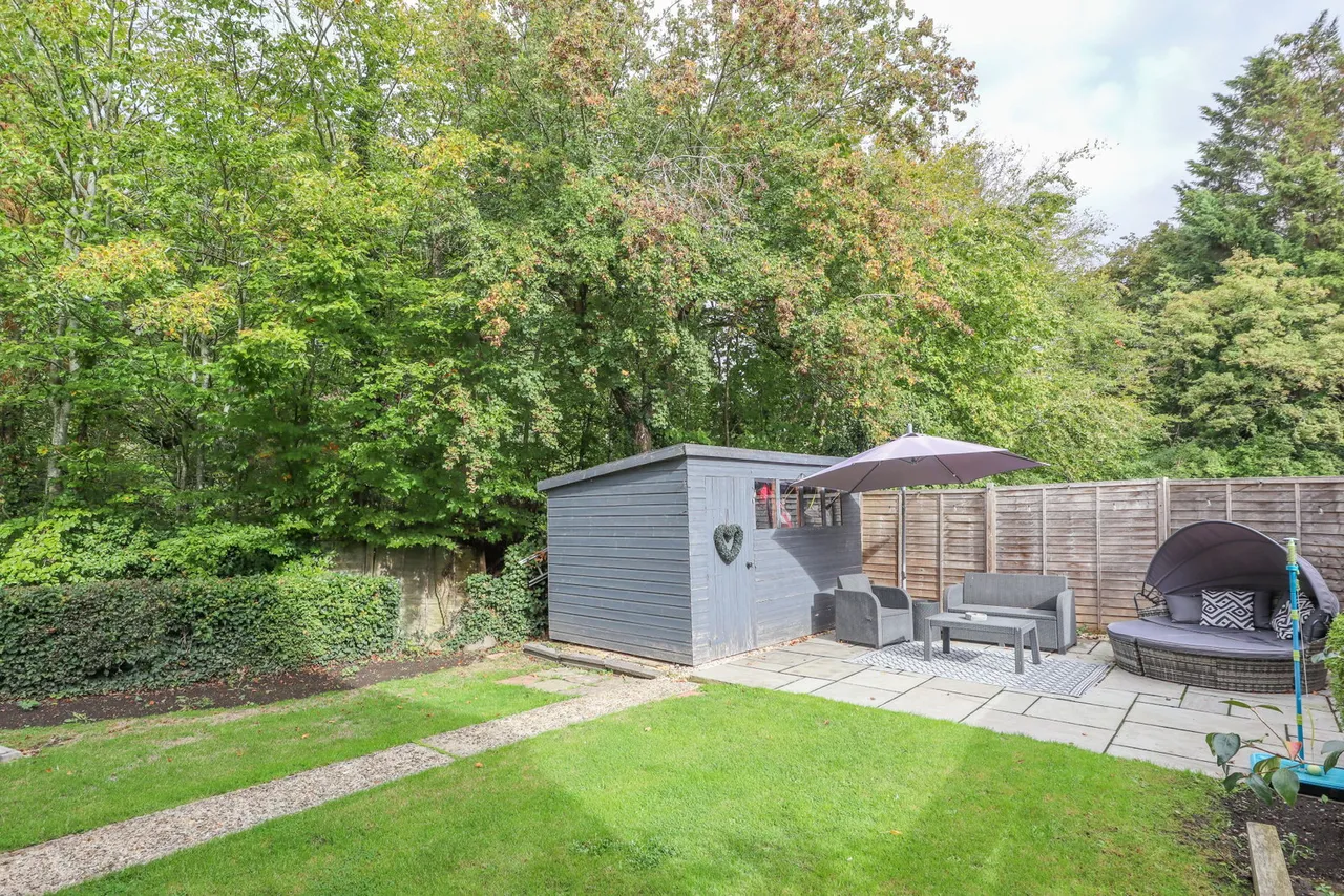 Spreckley Road, Lower Compton, photo 4