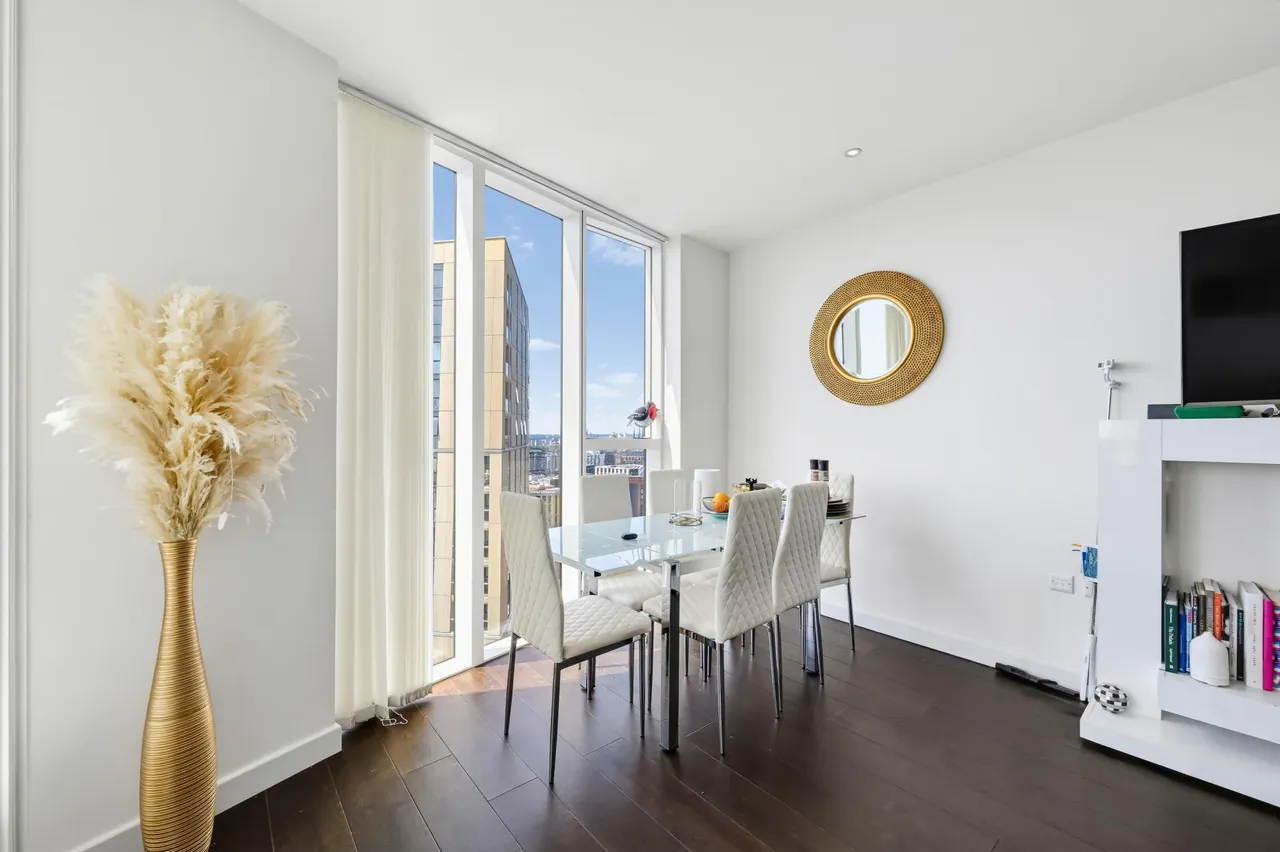 Sky Gardens, Wandsworth Road, SW8, photo 12