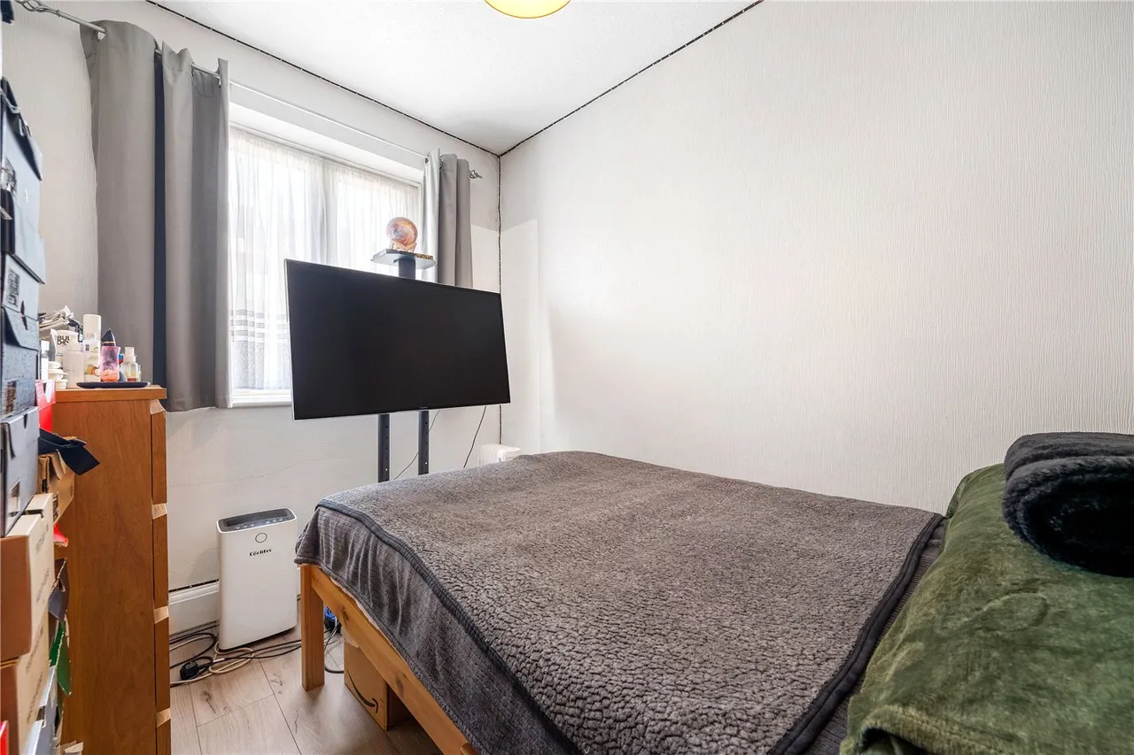 Dog Kennel Hill, East Dulwich, London, SE22, photo 11