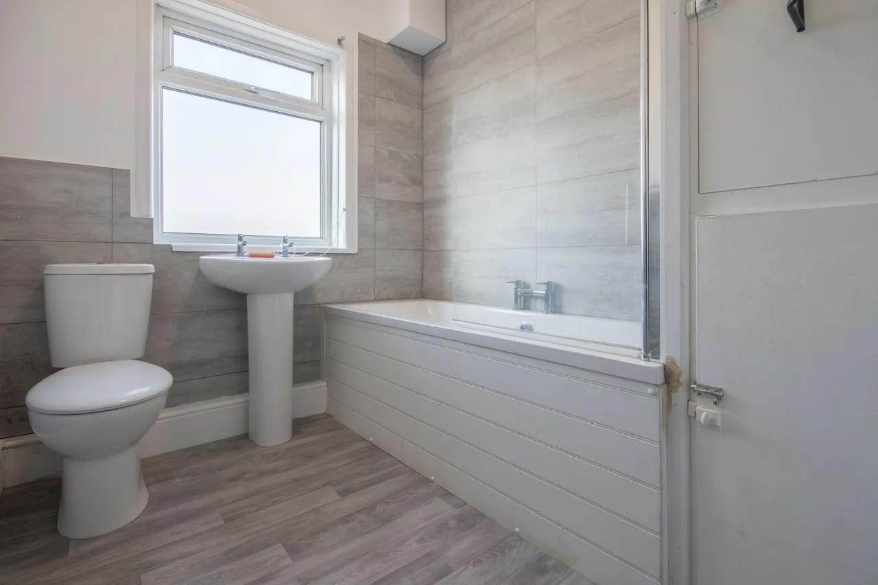 Wellington Street, Stapleford, NG9, photo 9