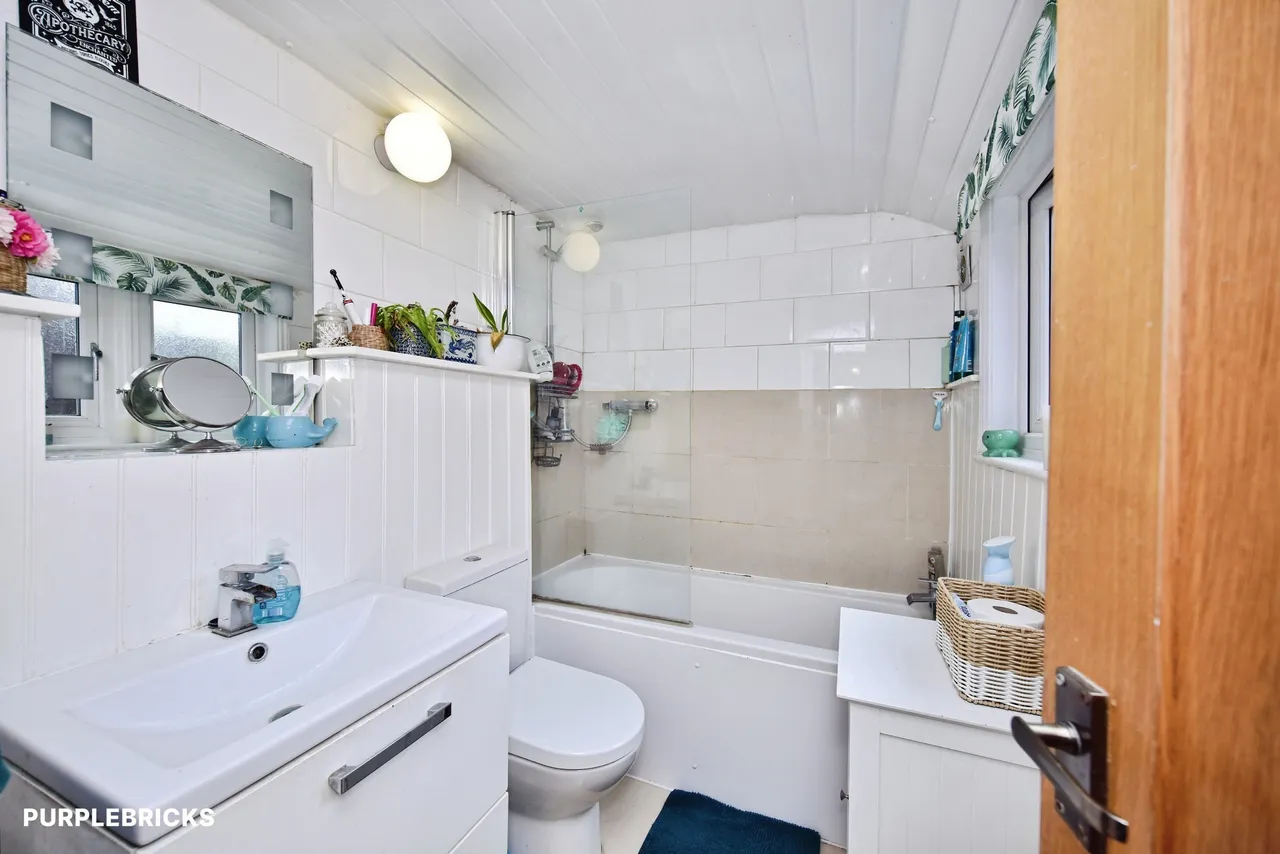 Lower Bell Lane, Ditton, ME20, photo 14