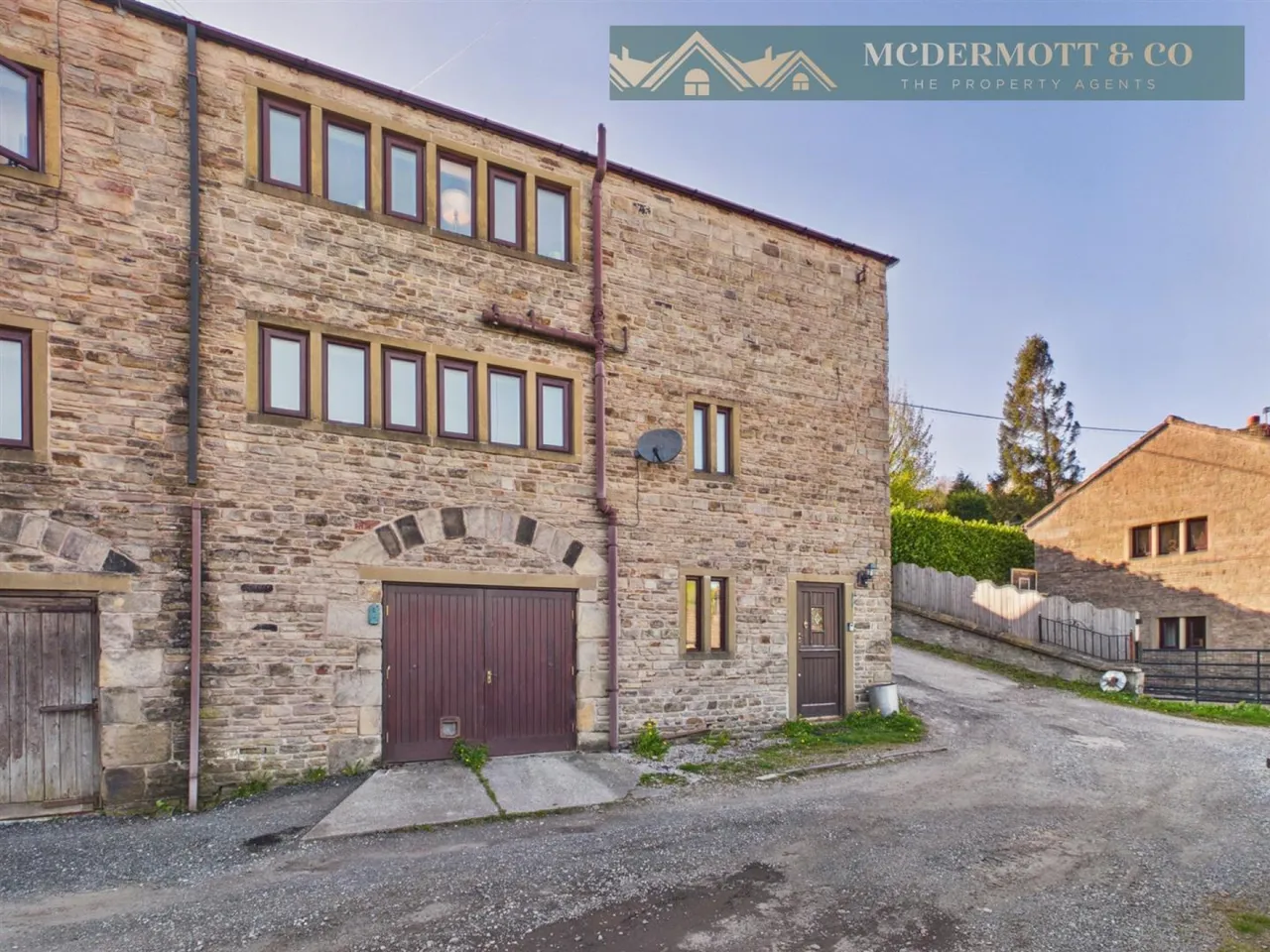 Stonebreaks Road, Springhead, OL4, photo 32