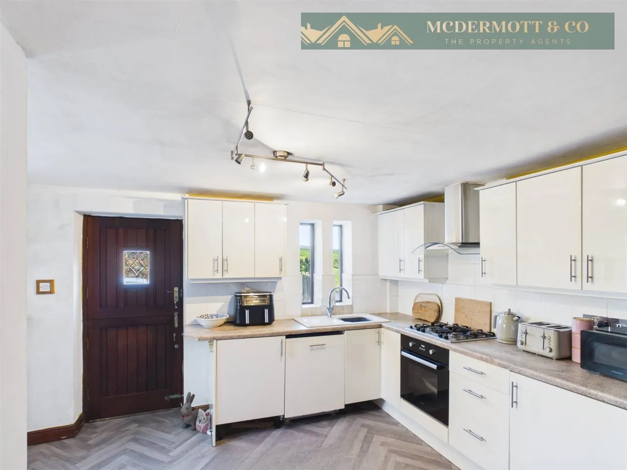 Stonebreaks Road, Springhead, OL4, photo 11