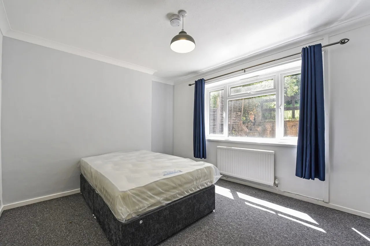 Wavell Way, Winchester, photo 5