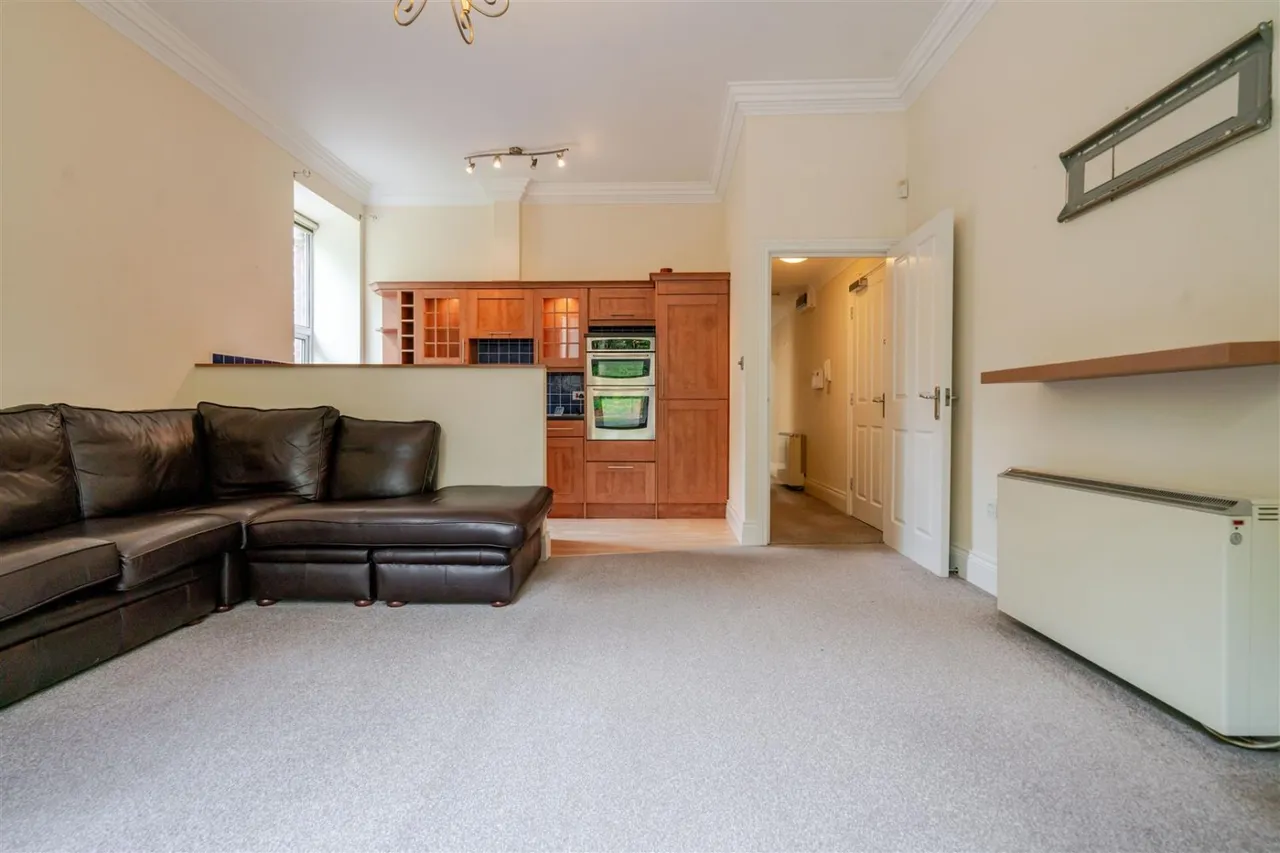 Neilston Rise, Bolton, BL1, photo 3