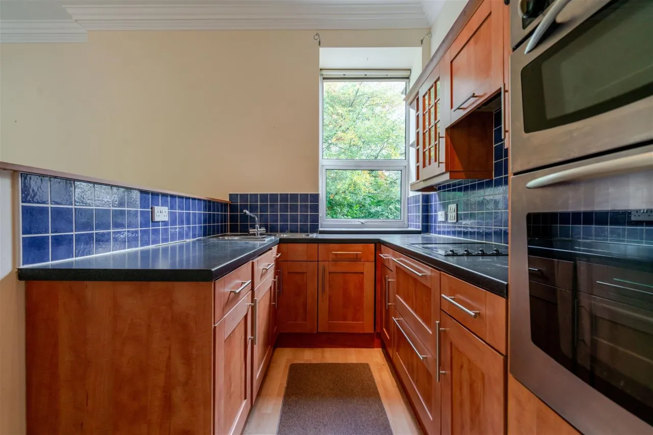 Neilston Rise, Bolton, BL1, photo 4