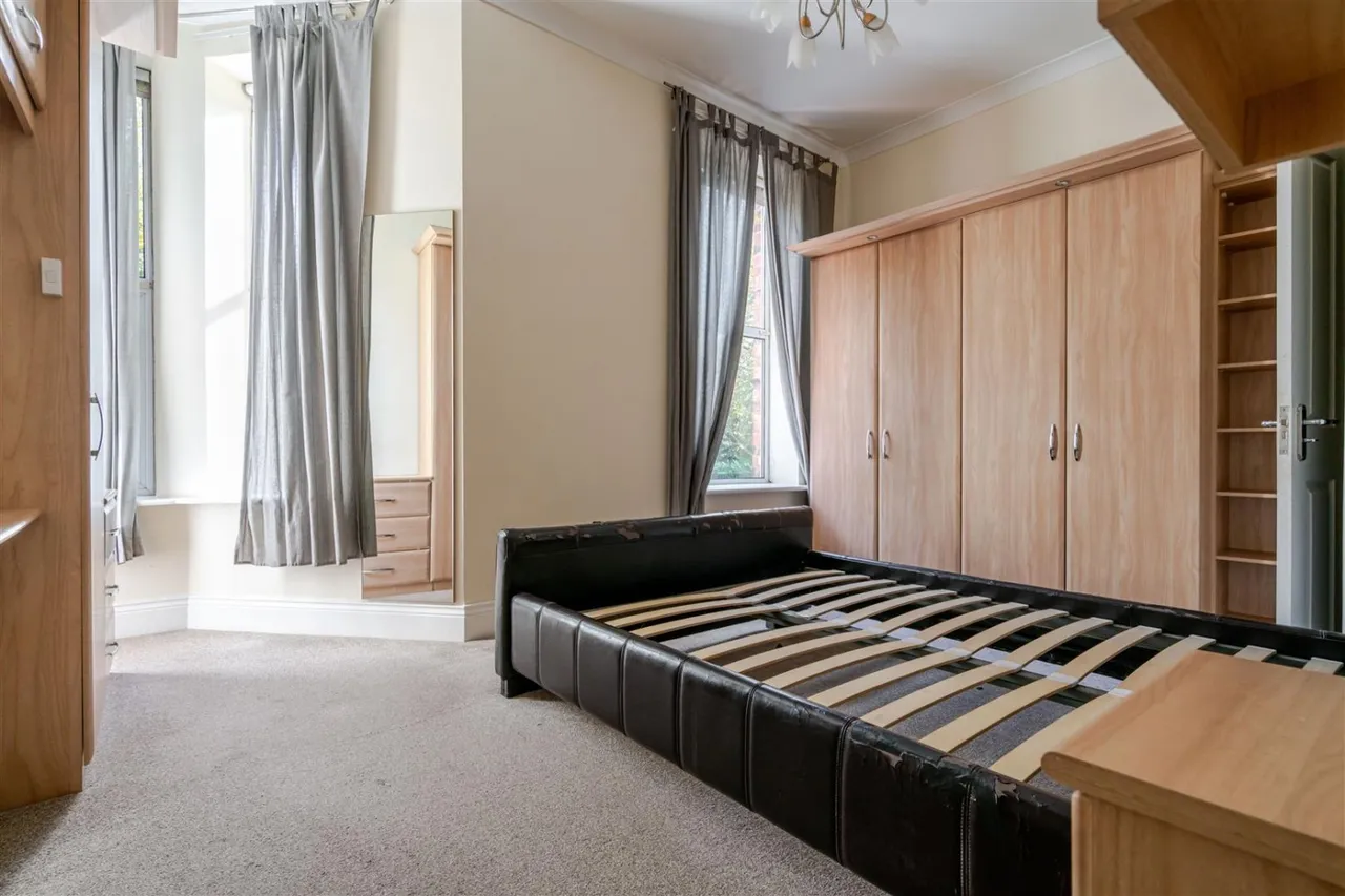 Neilston Rise, Bolton, BL1, photo 11