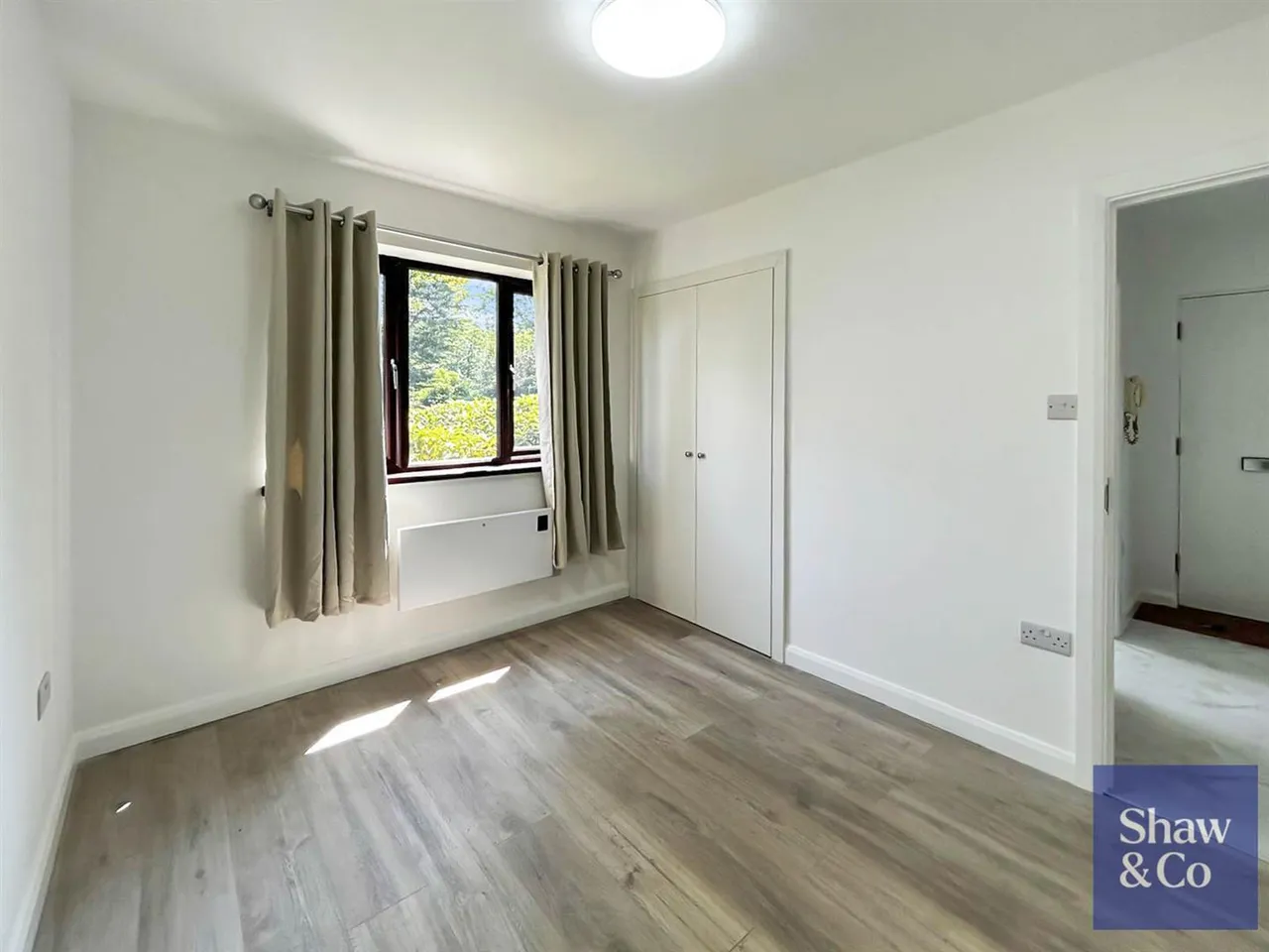 Marchside Close, Heston, photo 7