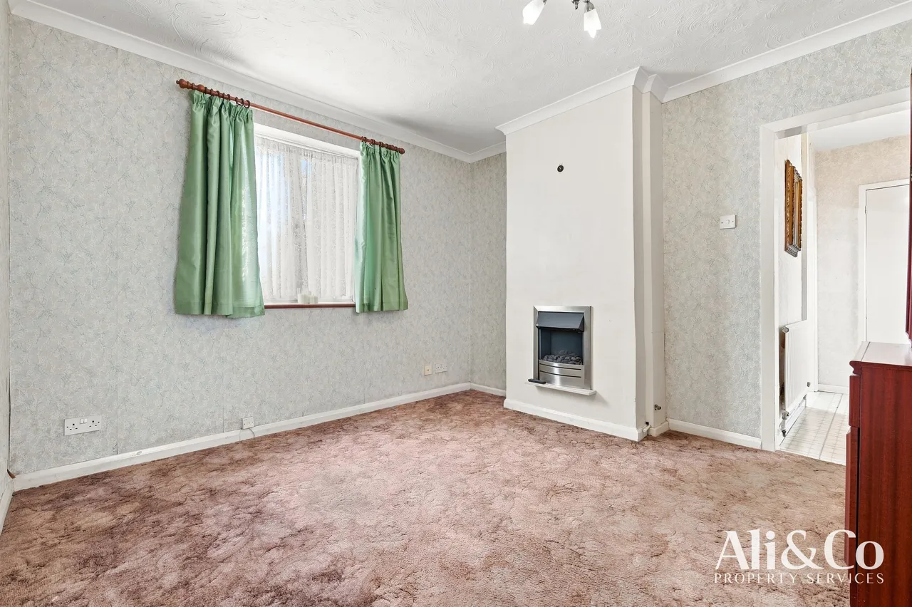 Southey Walk, Tilbury, Essex, RM18 8AT, photo 10