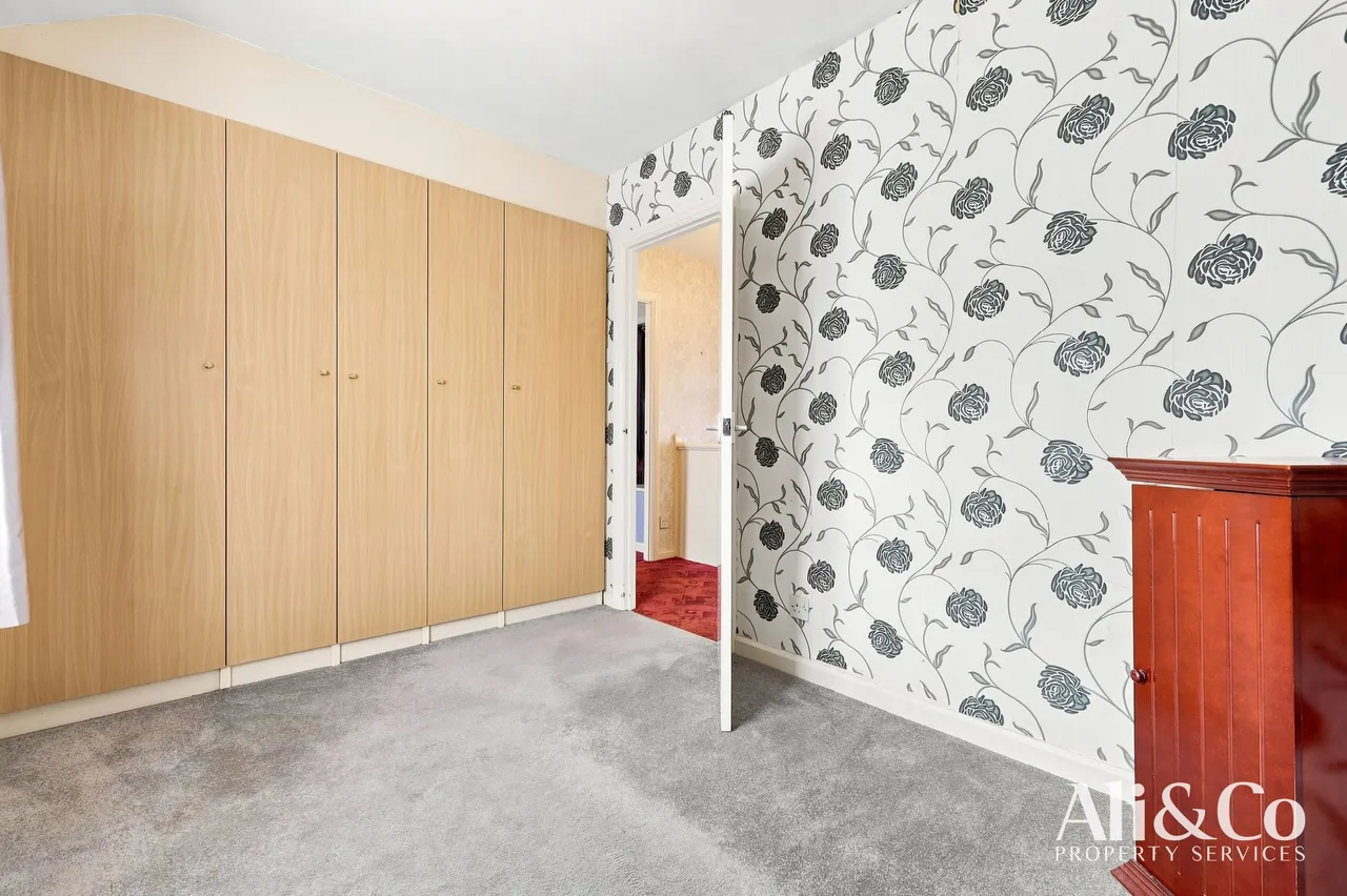 Southey Walk, Tilbury, Essex, RM18 8AT, photo 15