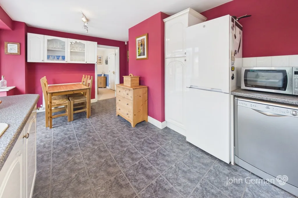 Tunnicliffe Way, Uttoxeter, photo 10