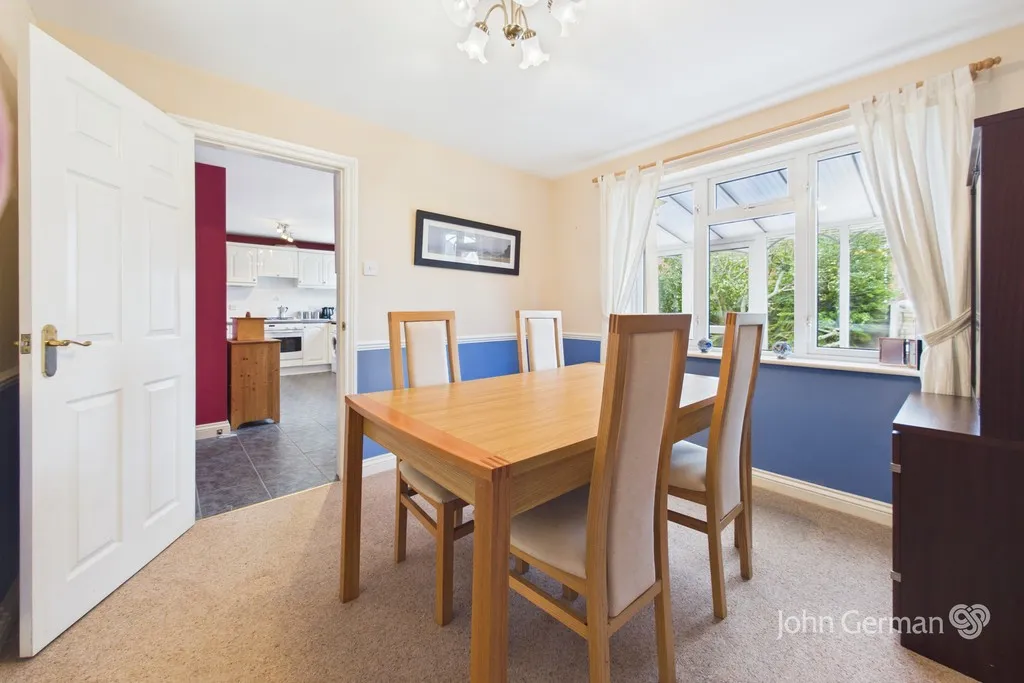 Tunnicliffe Way, Uttoxeter, photo 4