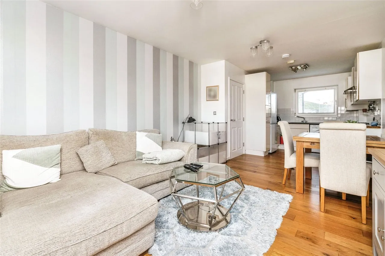 Redgrave Road, Basildon, Essex, SS16, photo 4