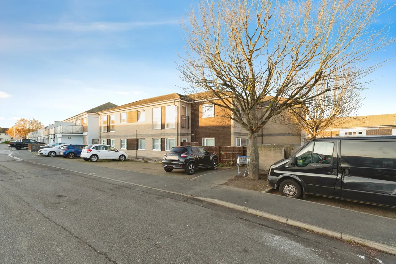 Redgrave Road, Basildon, Essex, SS16, photo 13