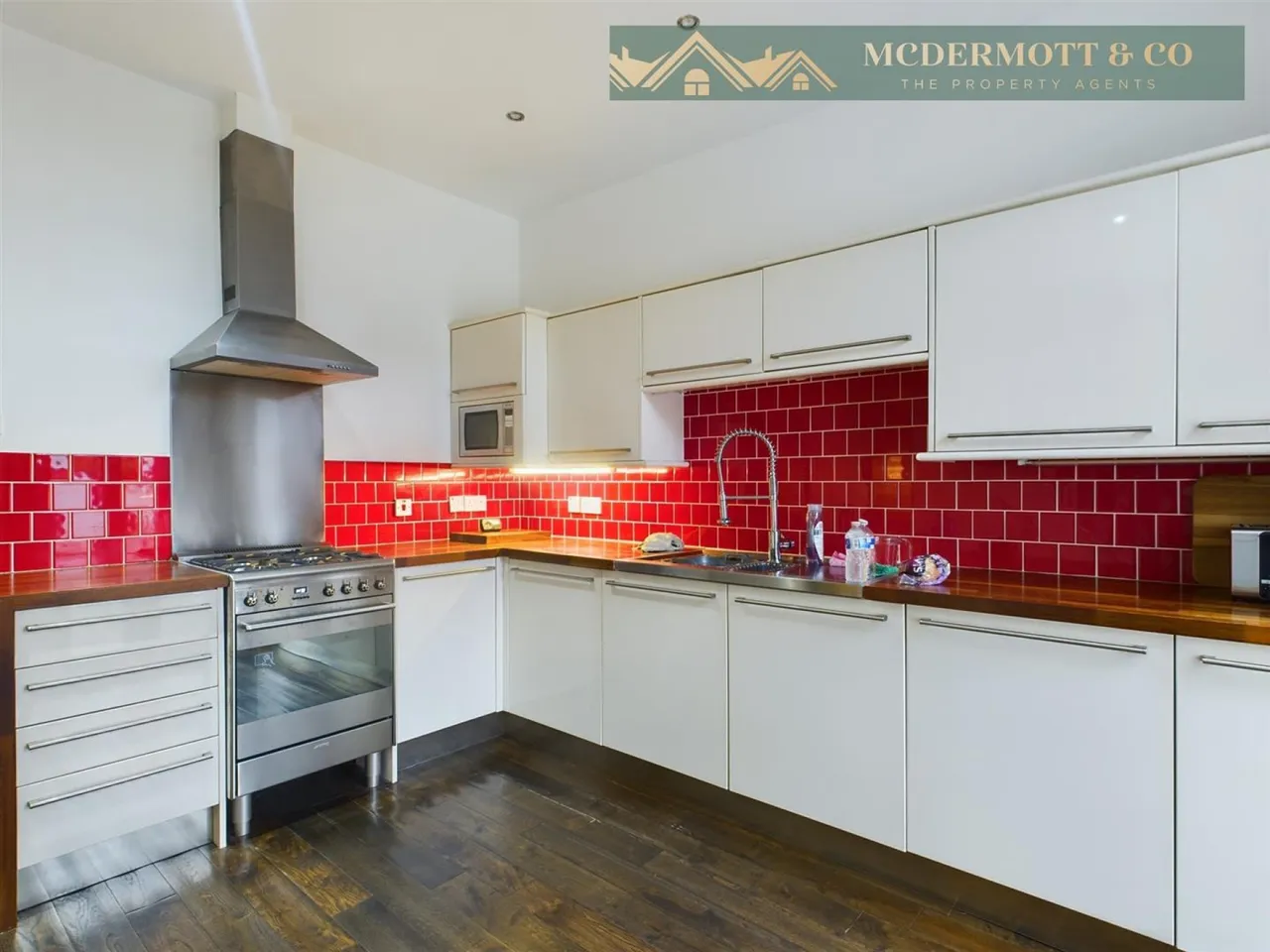 Ashton Road, Woodhouses Village, M35, photo 7
