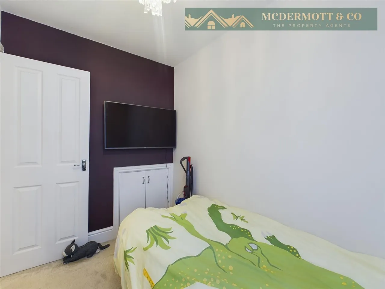 Ashton Road, Woodhouses Village, M35, photo 16