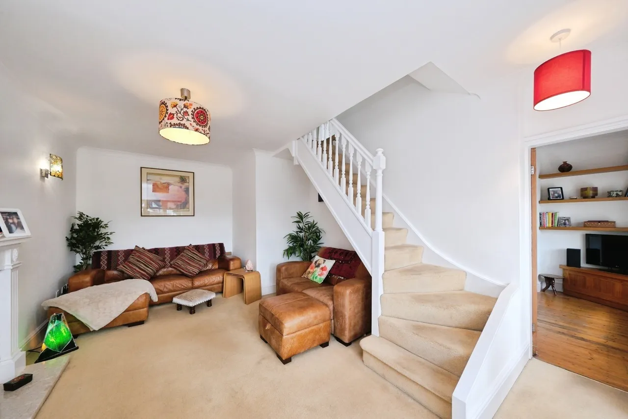 Leeming Lane North, Mansfield Woodhouse, Mansfield, Nottinghamshire, NG19, photo 5