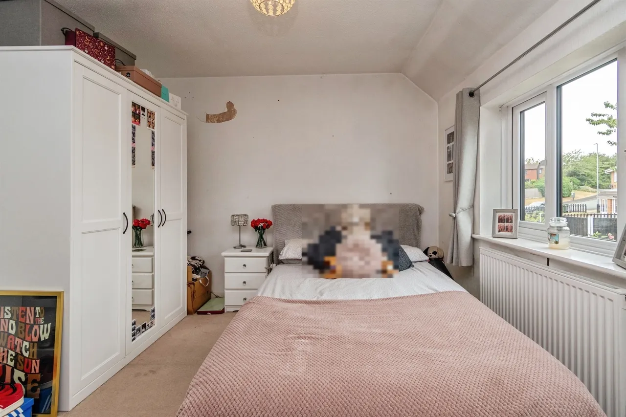 Almond Close, Heath Hayes, Cannock, photo 9