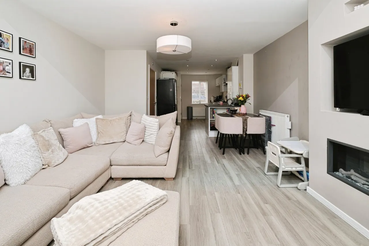 Stephenson Grove, Rainhill, L35, photo 9