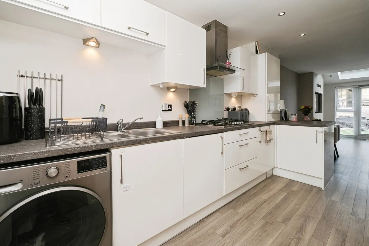 Stephenson Grove, Rainhill, L35, photo 3