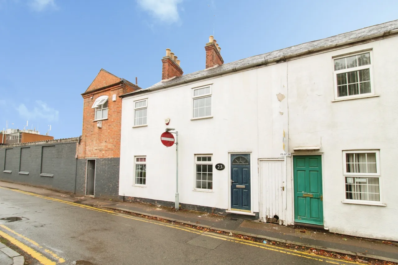 4 bed property to rent, East Street, Oadby, LE2