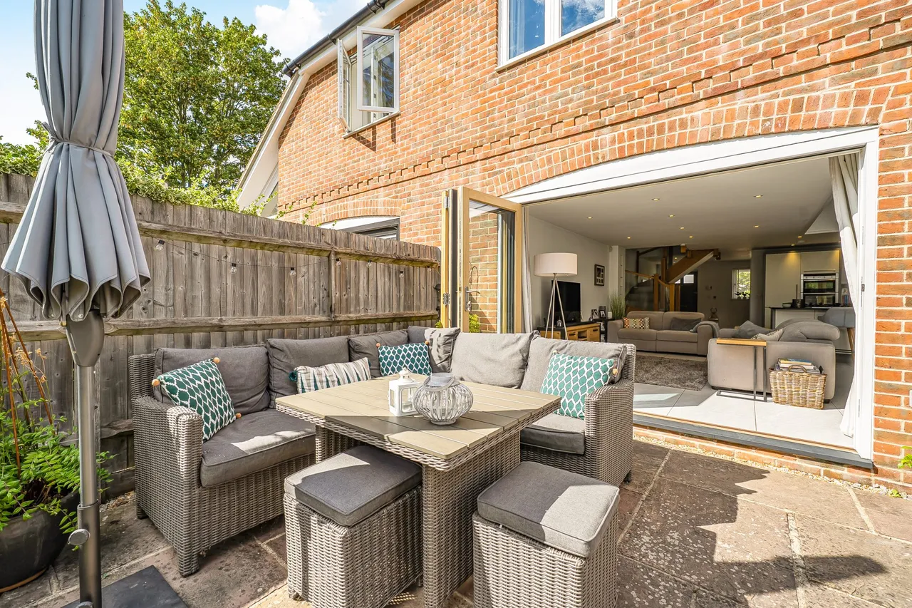 Albion Yard Hook Road, North Warnborough, Hook, RG29 1EU, photo 14