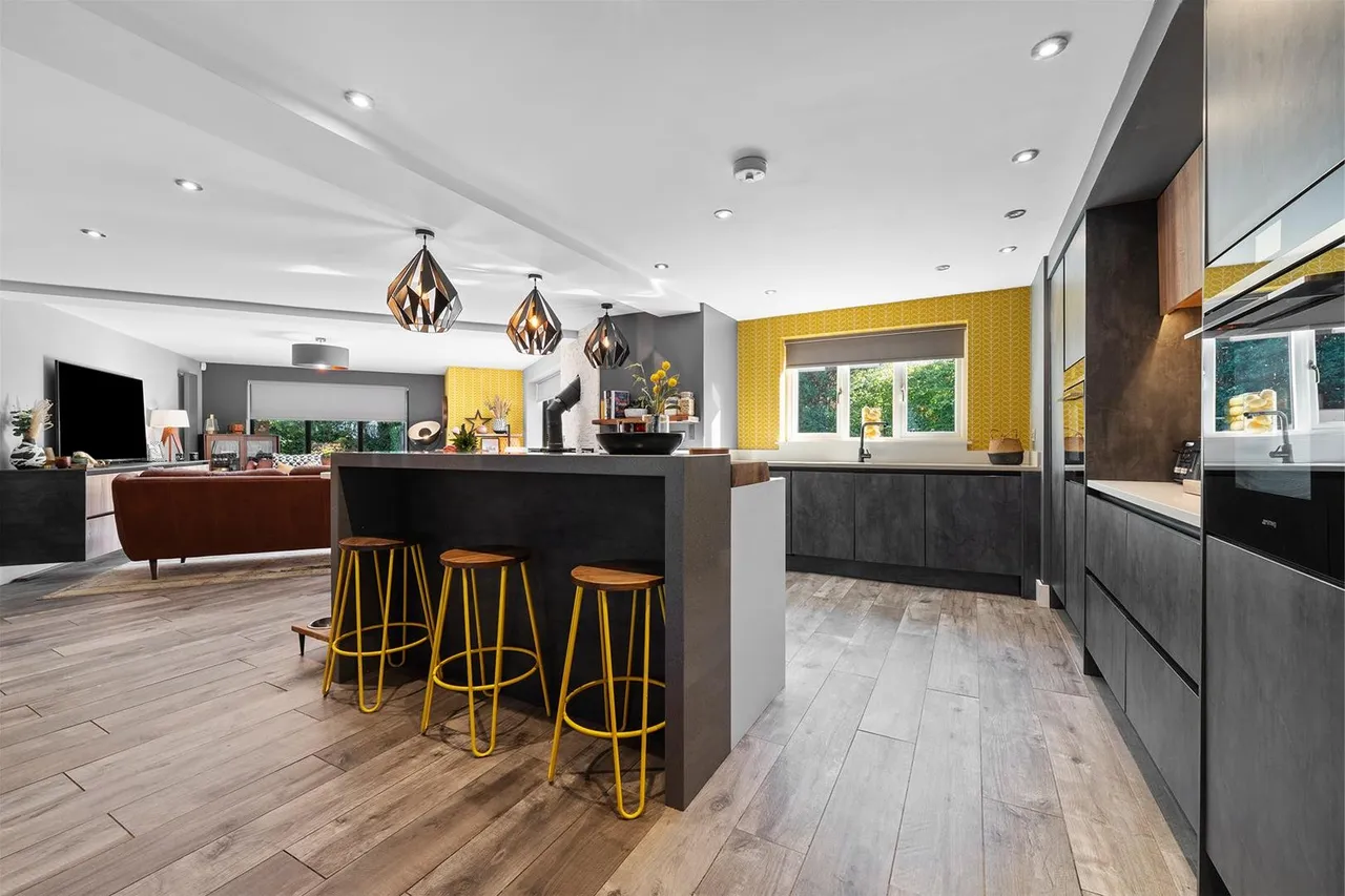 Brocklehurst Drive, Prestbury, photo 9