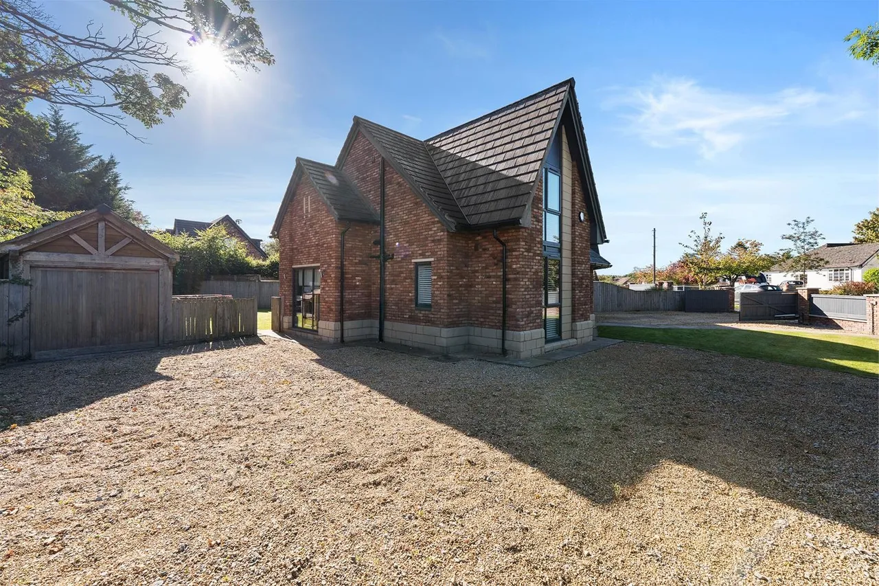 Brocklehurst Drive, Prestbury, photo 24