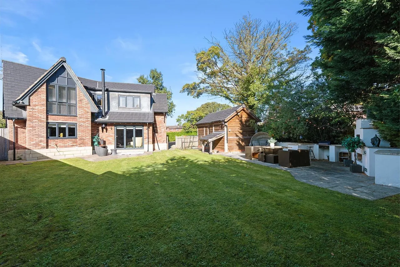 Brocklehurst Drive, Prestbury, photo 5