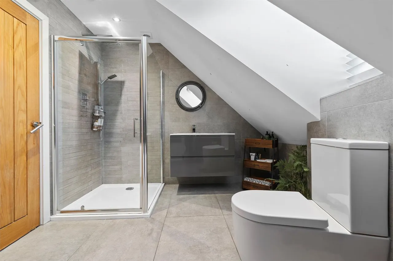 Brocklehurst Drive, Prestbury, photo 22