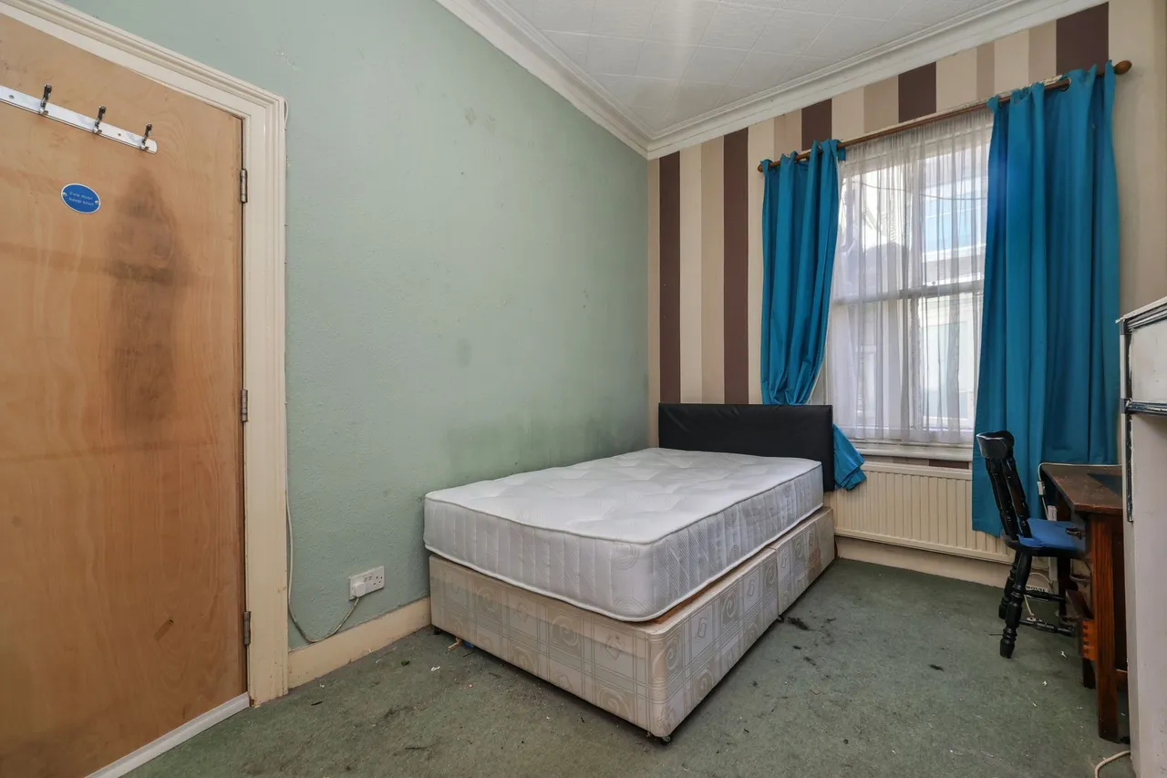 Lechmere Road, London, NW2, photo 10