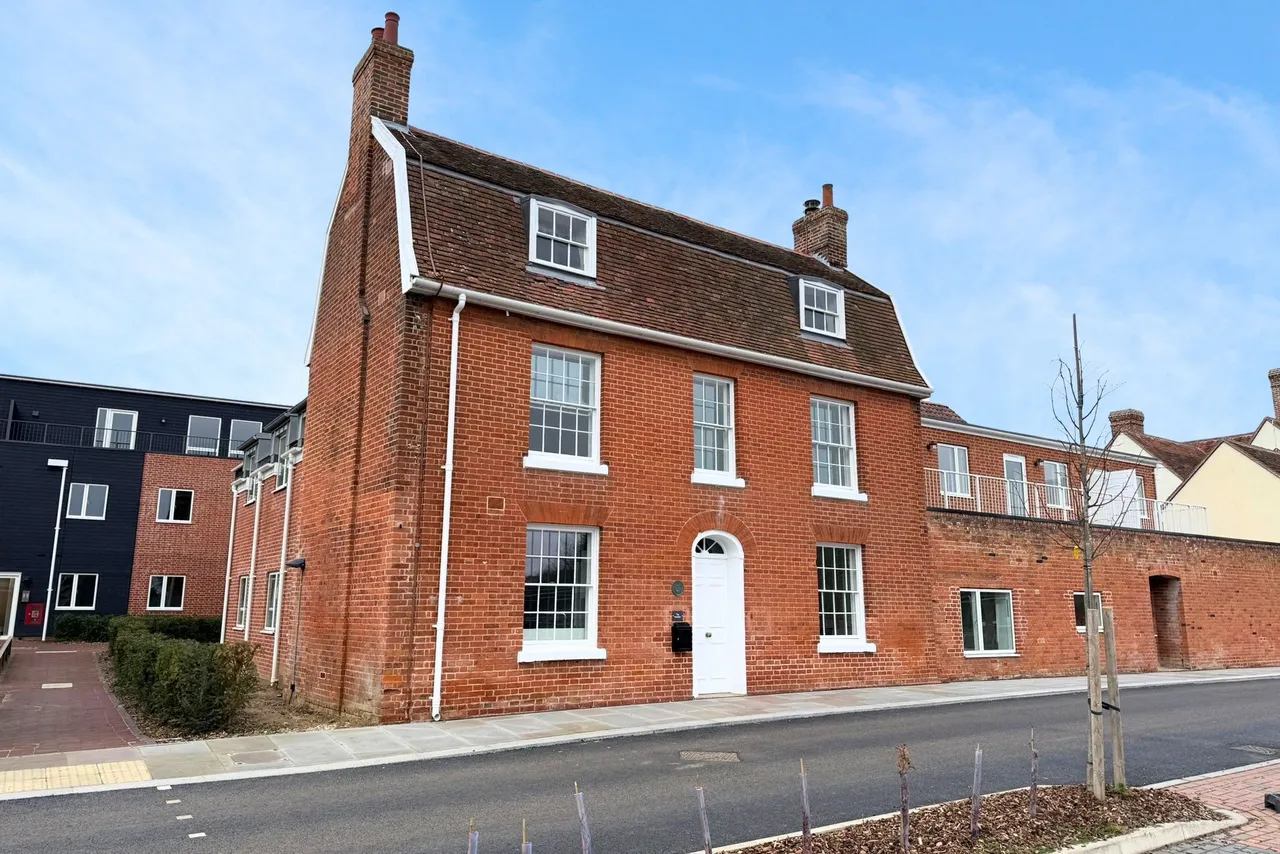 1 bed flat for sale — Old Babergh Court, Hadleigh, Ipswich