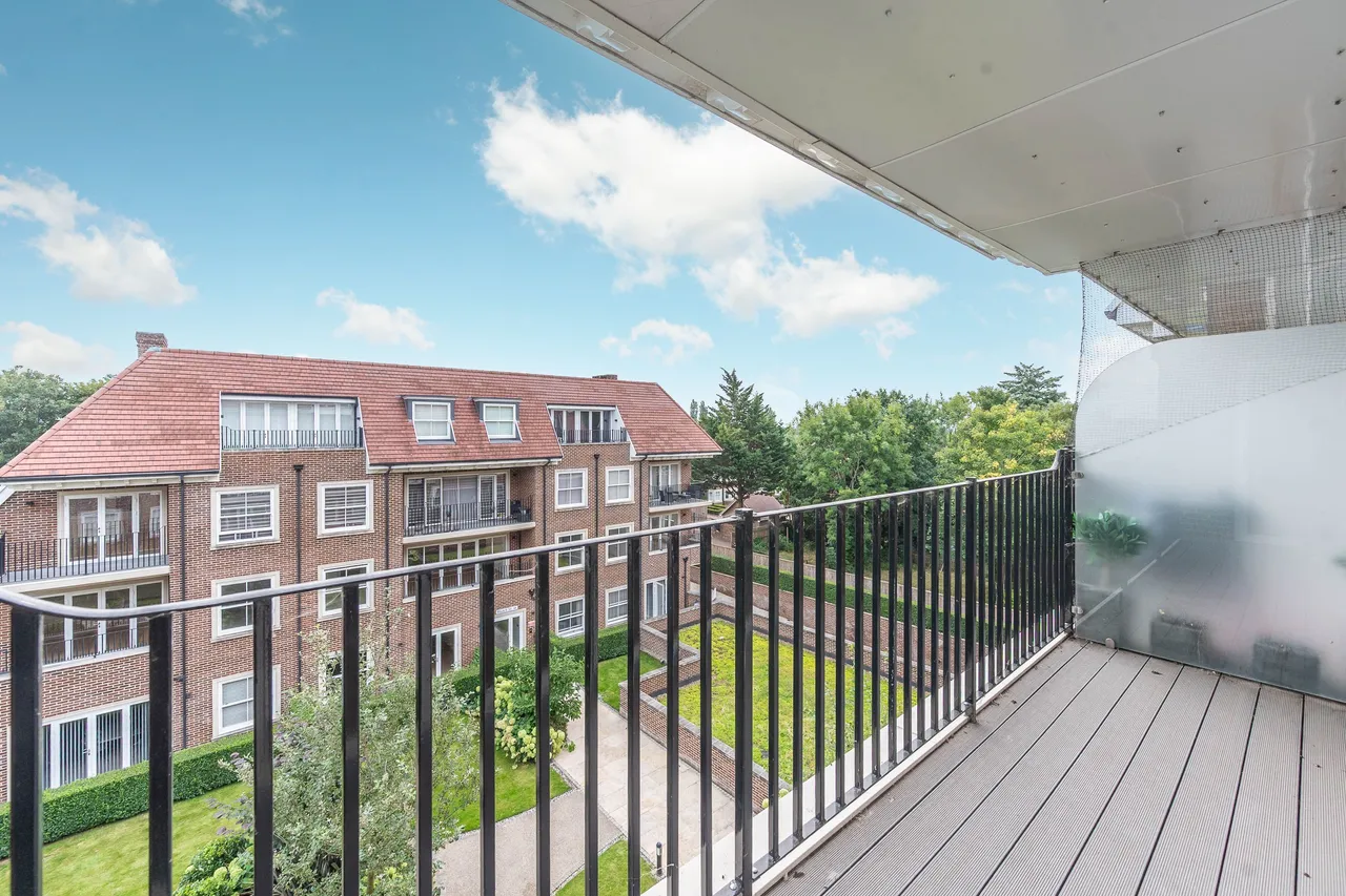 Flat 21, 1066 High Road, London, photo 9