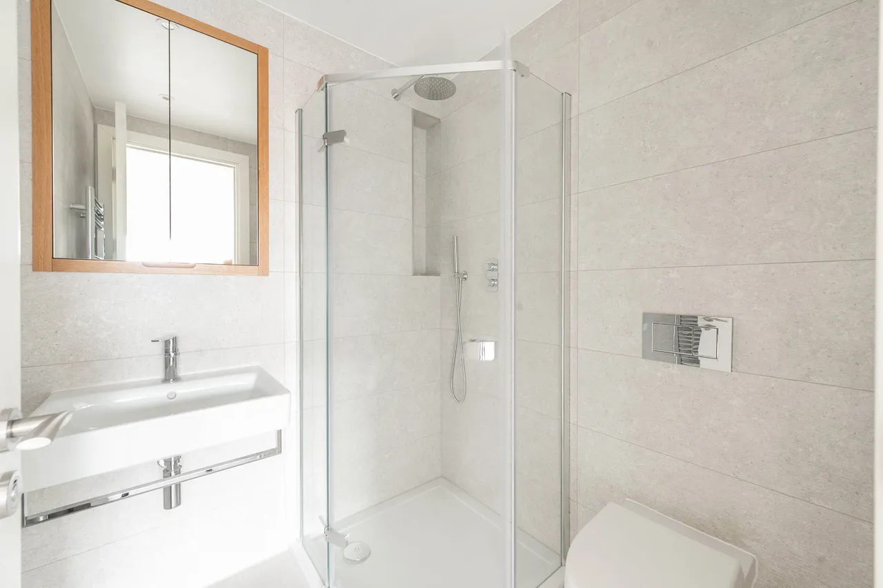 Flat 21, 1066 High Road, London, photo 11
