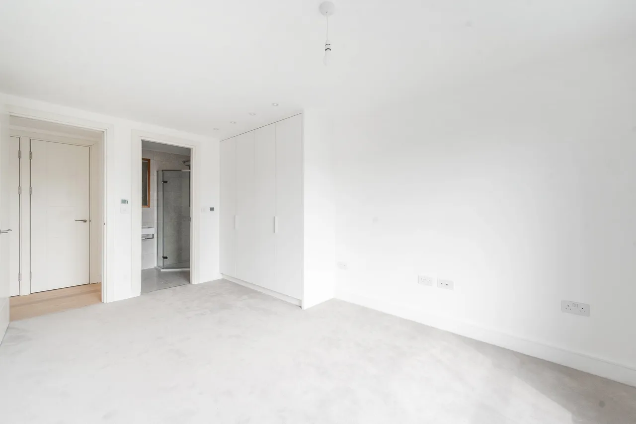 Flat 21, 1066 High Road, London, photo 10